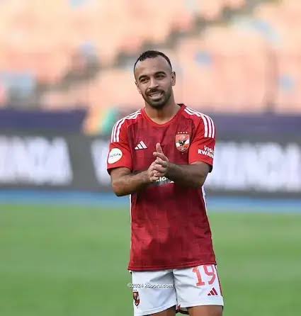 الأهلي يرفض عرضًا إماراتيًا لضم أفشة 
